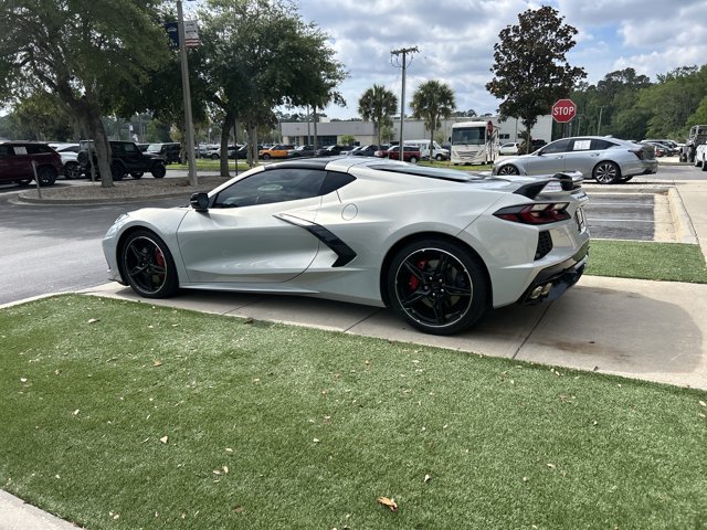 Used 2021 Chevrolet Corvette Stingray Preferred Cpe w/ Z51 Performance Package RWD image 9