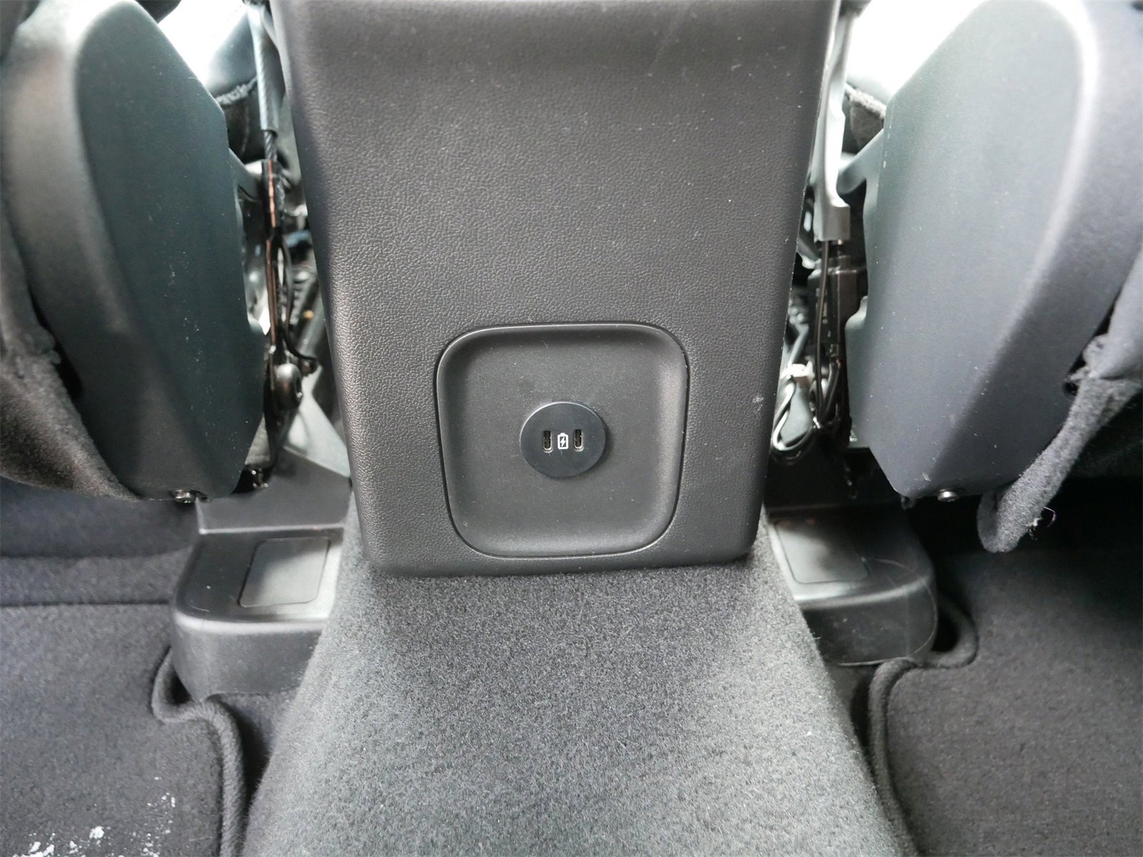 Certified 2025 Ford Escape ST-Line image 19