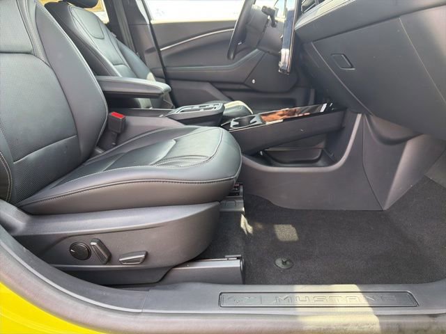 Certified 2025 Ford Mustang Mach-E Premium RWD image 17
