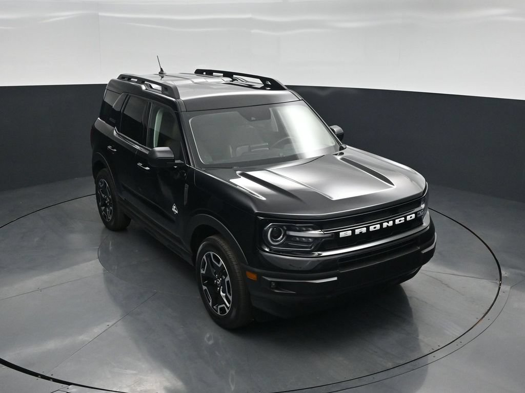 Certified 2023 Ford Bronco Sport Outer Banks w/ Tech Package AWD/4WD image 35