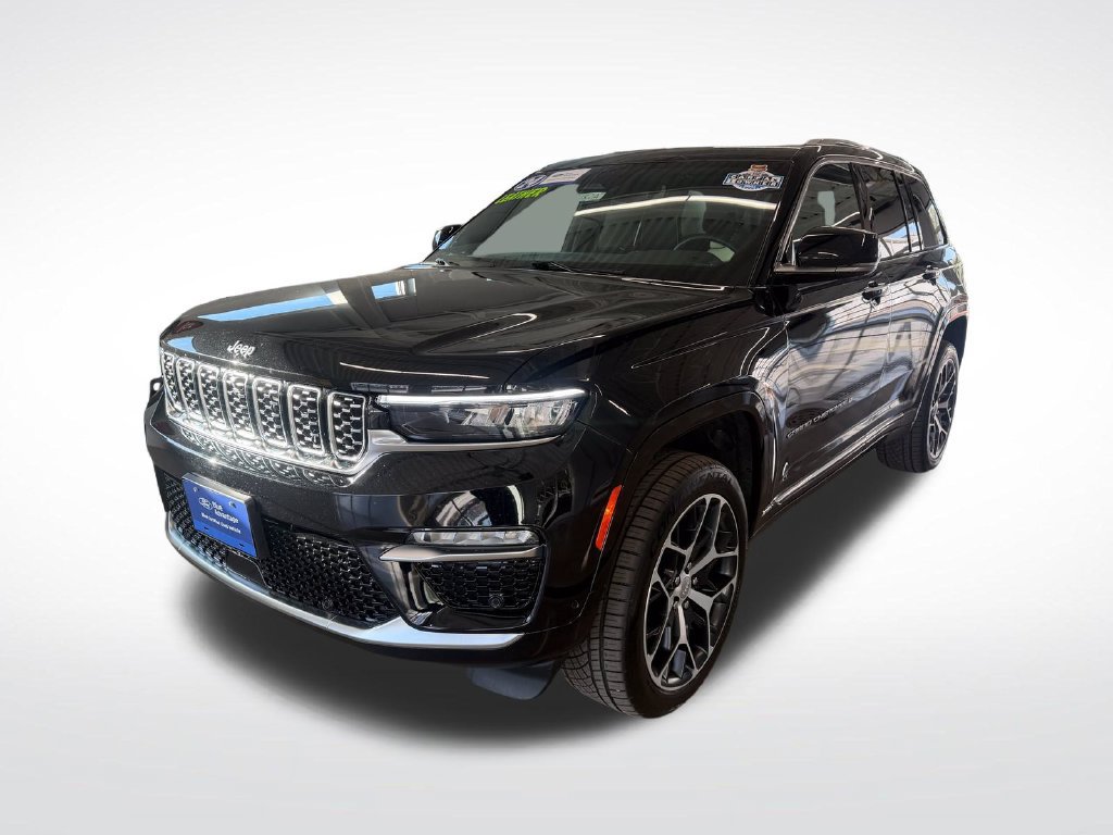 Used 2024 Jeep Grand Cherokee Summit AWD/4WD image 5