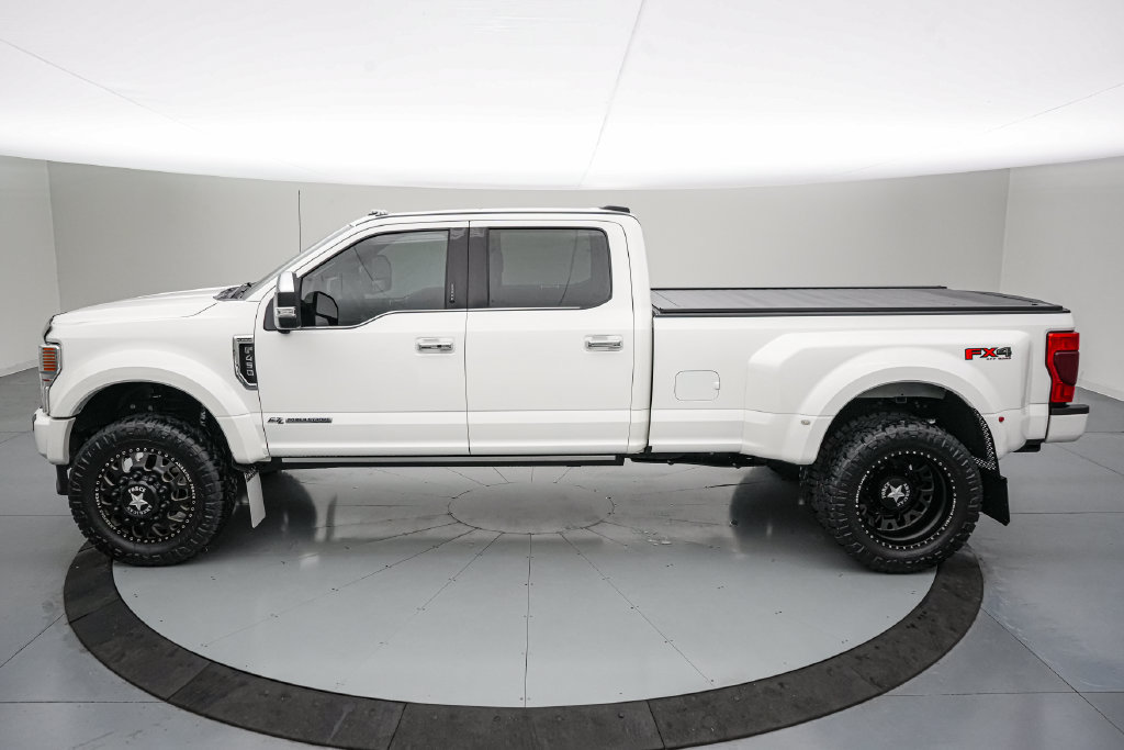 Certified 2022 Ford F450 Platinum w/ FX4 Off-Road Package AWD/4WD image 9