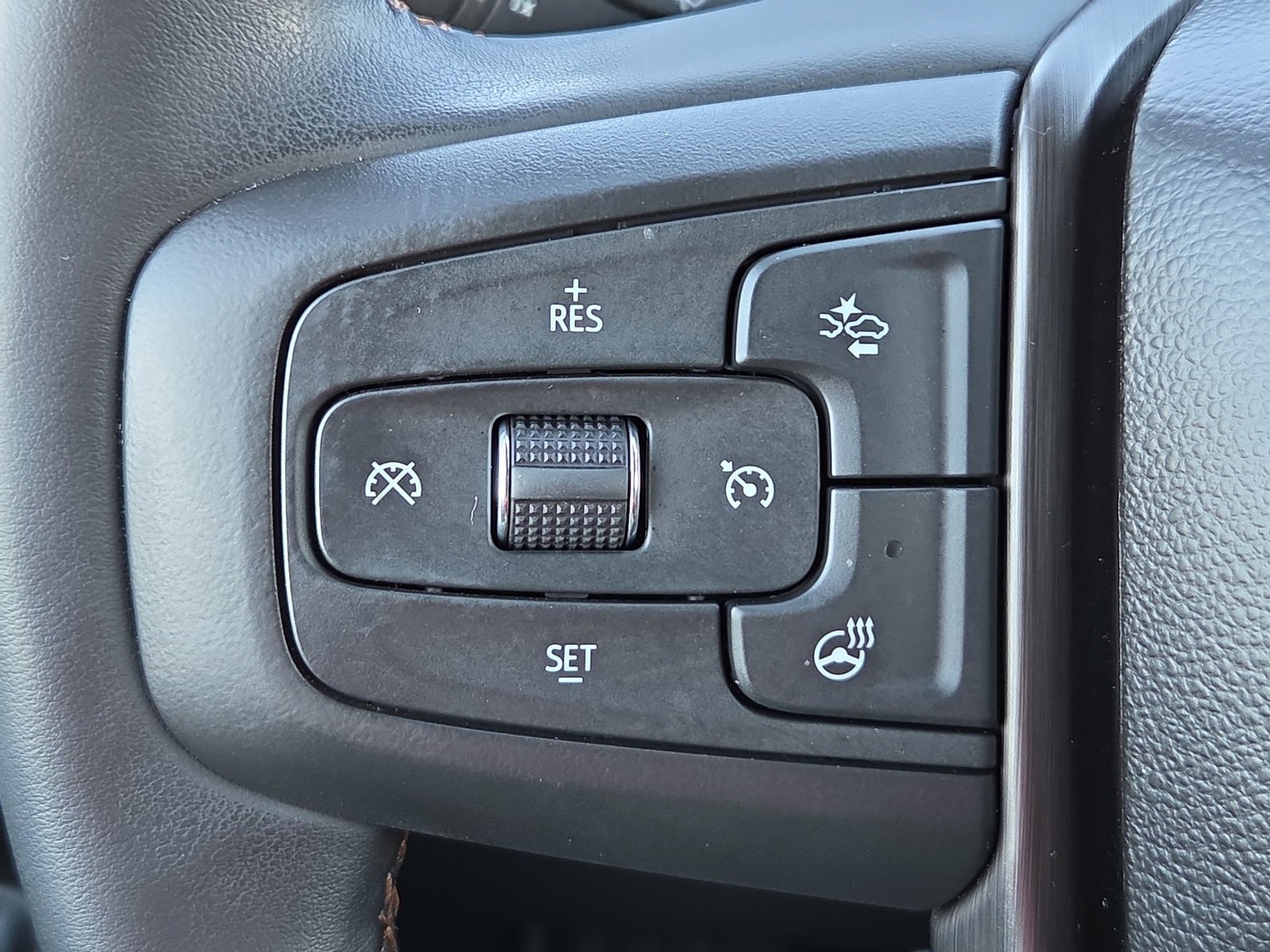 Used 2023 GMC Sierra 2500 AT4 w/ AT4 Premium Plus Package image 21