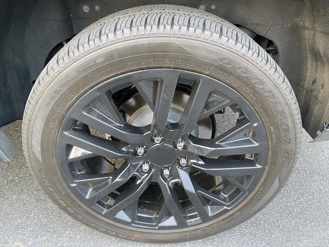 Used 2020 GMC Yukon Denali w/ Open Road Package image 33