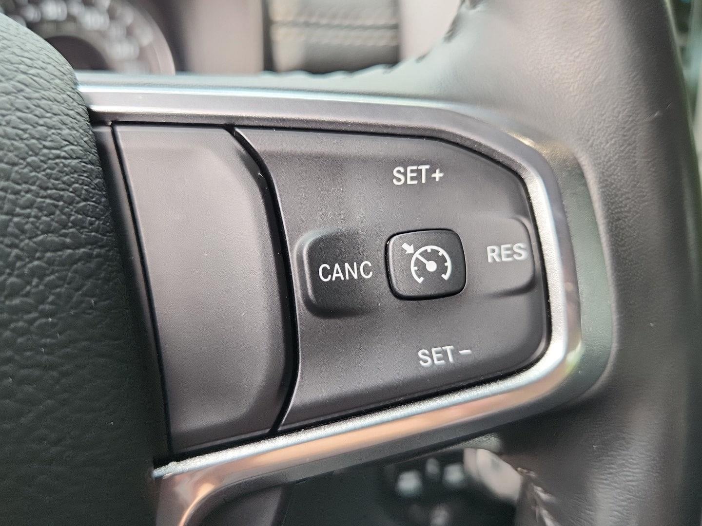 Used 2023 RAM 1500 Laramie AWD/4WD image 22