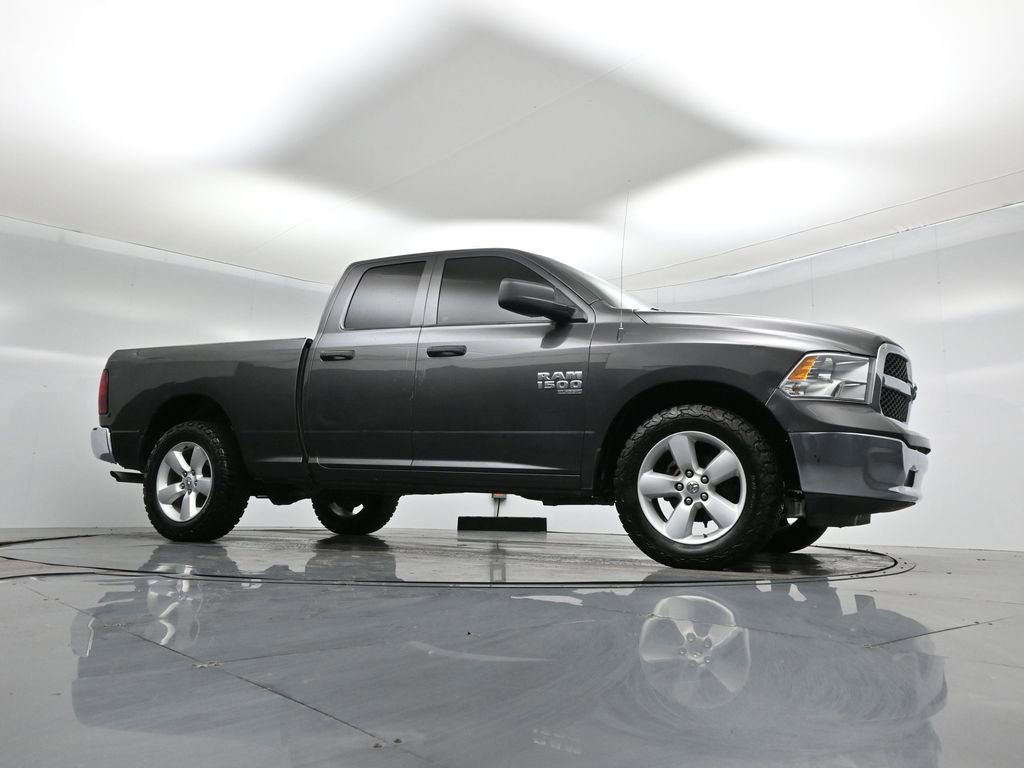 Used 2024 RAM 1500 Classic SLT image 2