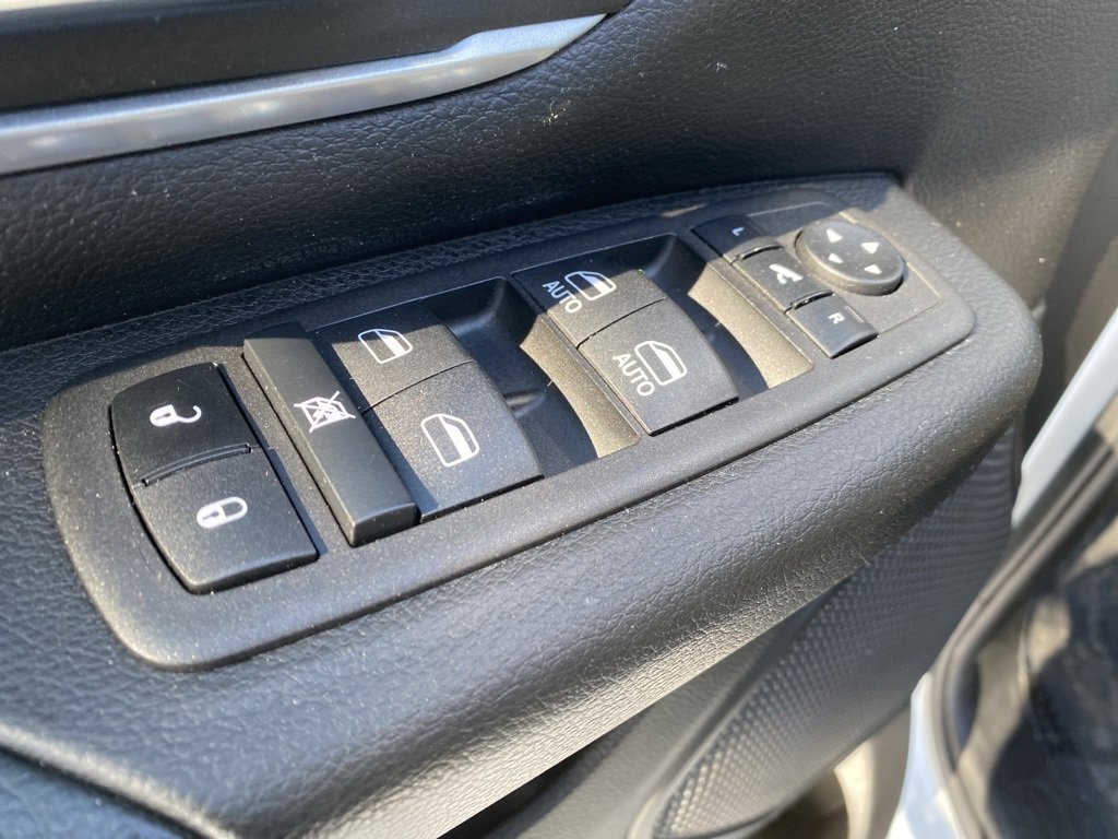 Used 2023 RAM 1500 Big Horn image 13