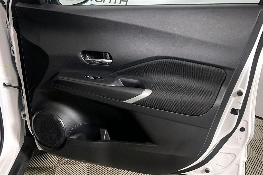 Used 2024 Nissan Kicks SV FWD image 19
