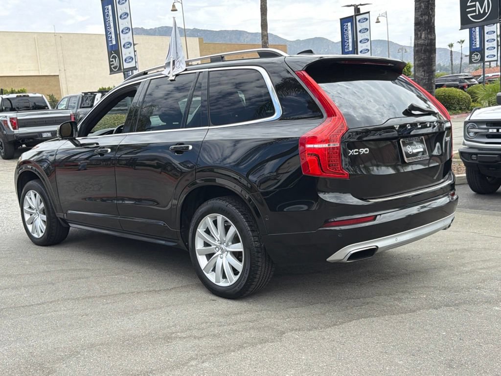 Used 2018 Volvo XC90 T6 Momentum w/ Convenience Package AWD/4WD image 8
