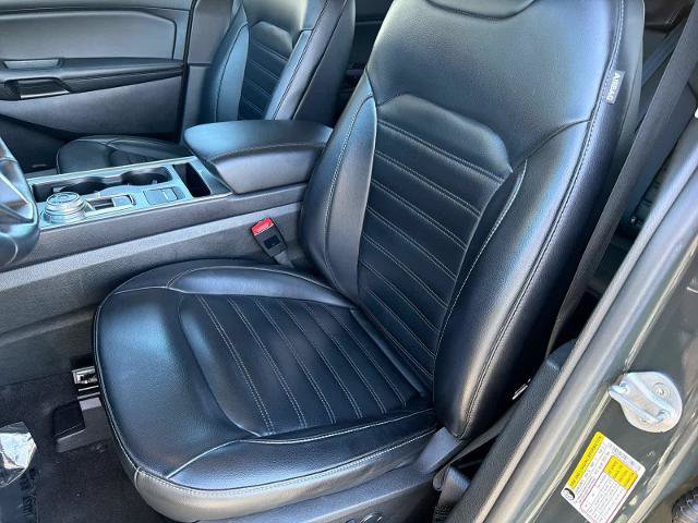 Certified 2023 Ford Edge SEL w/ Convenience Package AWD/4WD image 17
