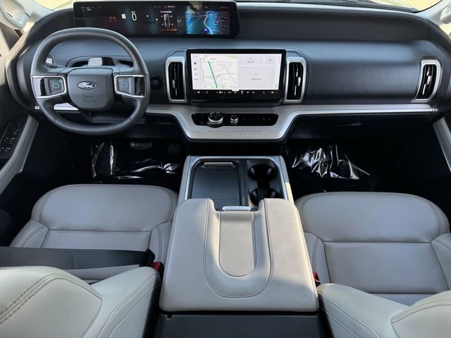 Certified 2025 Ford Expedition Active AWD/4WD image 10