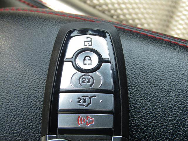 Certified 2023 Ford Escape ST-Line AWD/4WD image 25