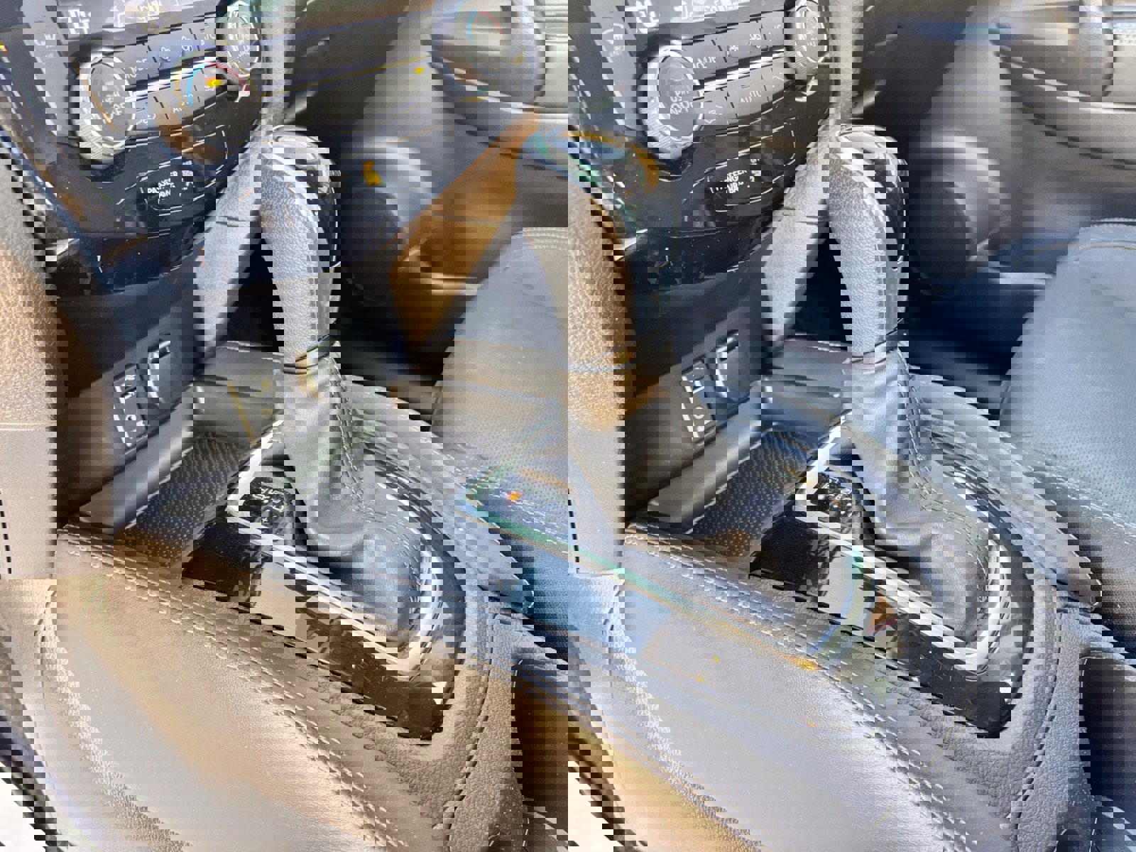 Used 2017 Nissan Rogue Sport SL w/ SL Premium Package image 38