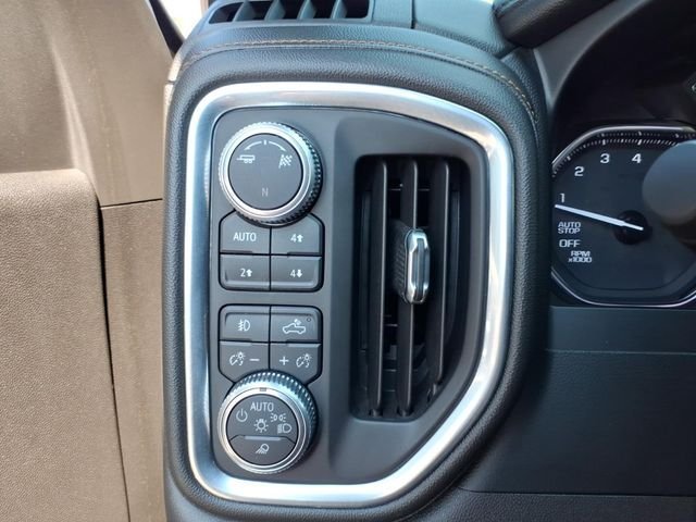 Used 2019 GMC Sierra 1500 AT4 w/ AT4 Premium Package AWD/4WD image 23