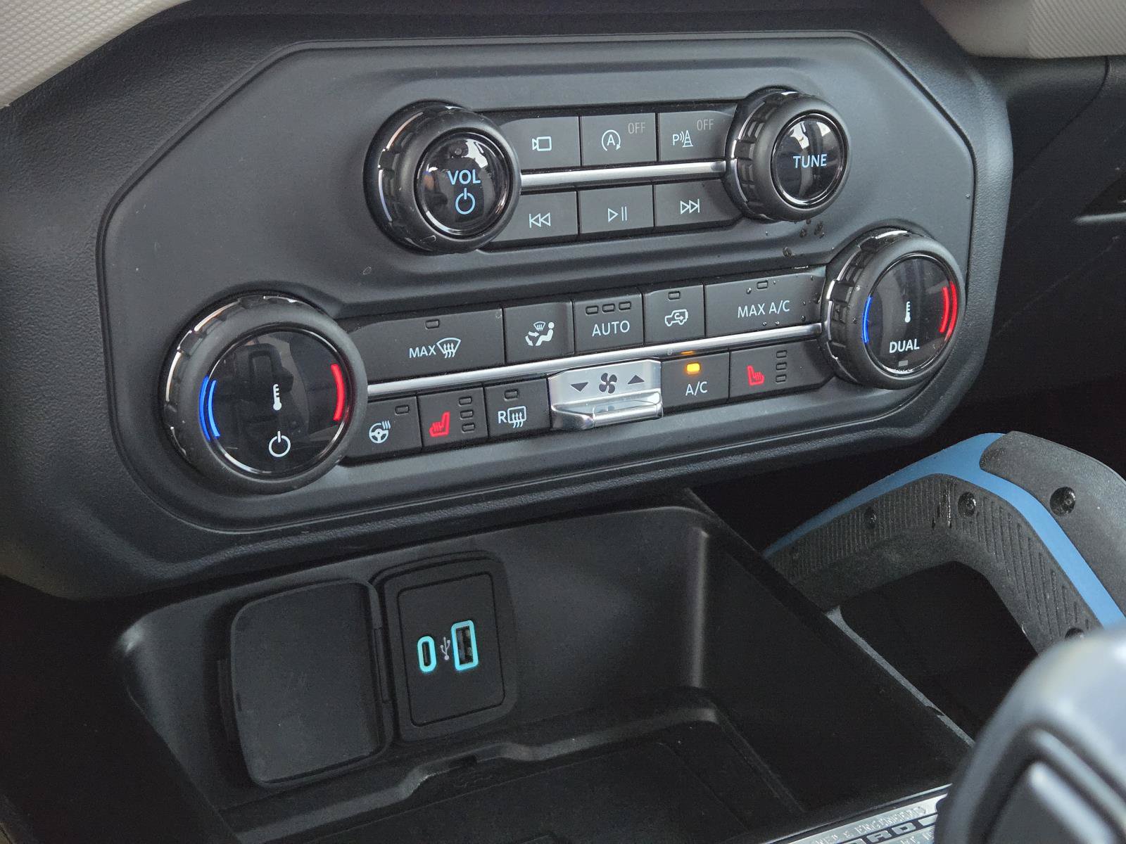Certified 2022 Ford Bronco Wildtrak AWD/4WD image 30