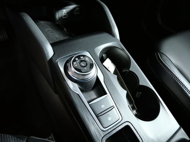 Certified 2025 Ford Escape Platinum AWD/4WD image 23