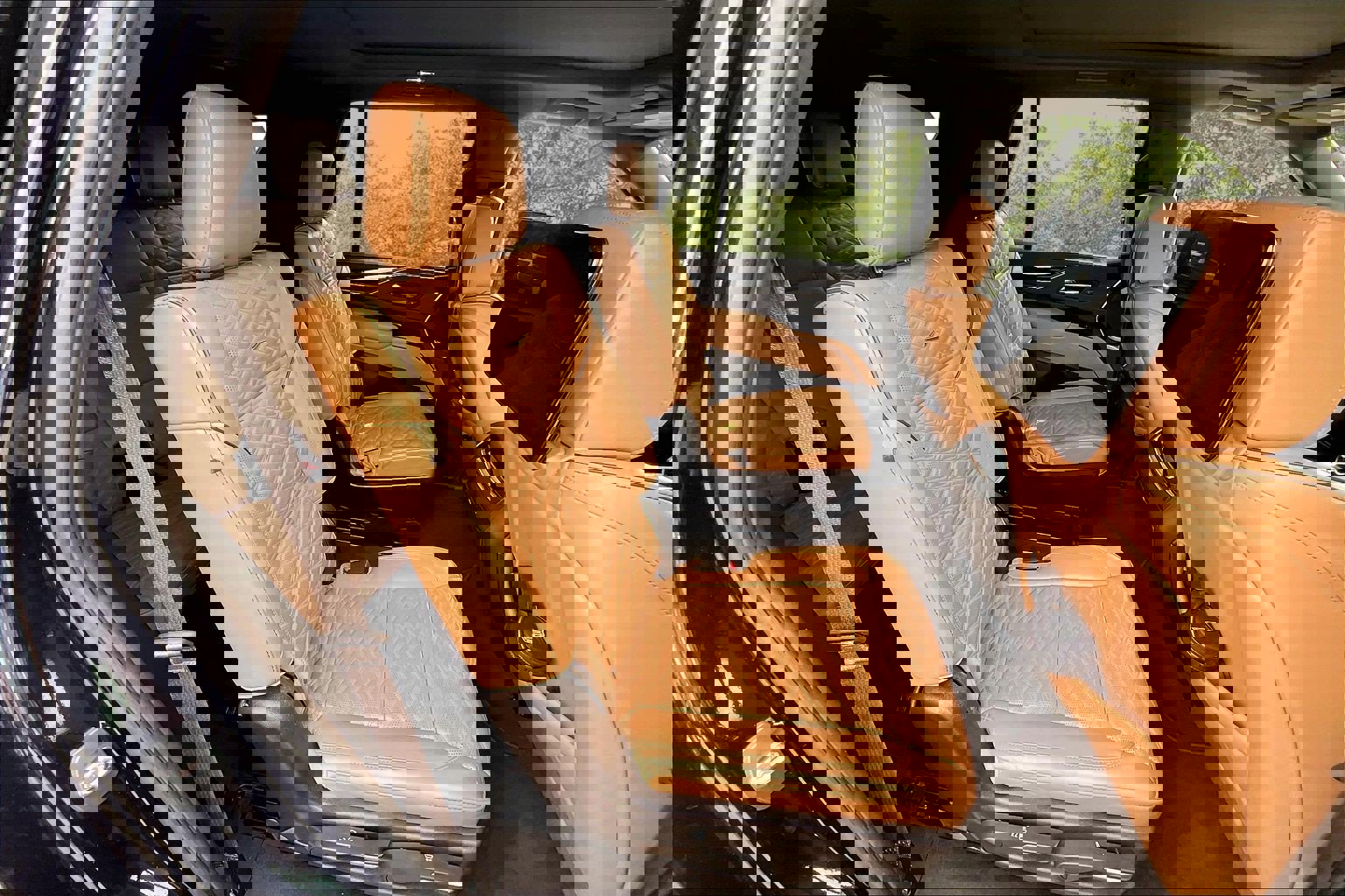 Used 2023 Cadillac Escalade Premium Luxury image 27