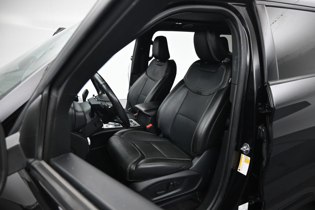 Certified 2023 Ford Explorer ST w/ Equipment Group 401A AWD/4WD image 8