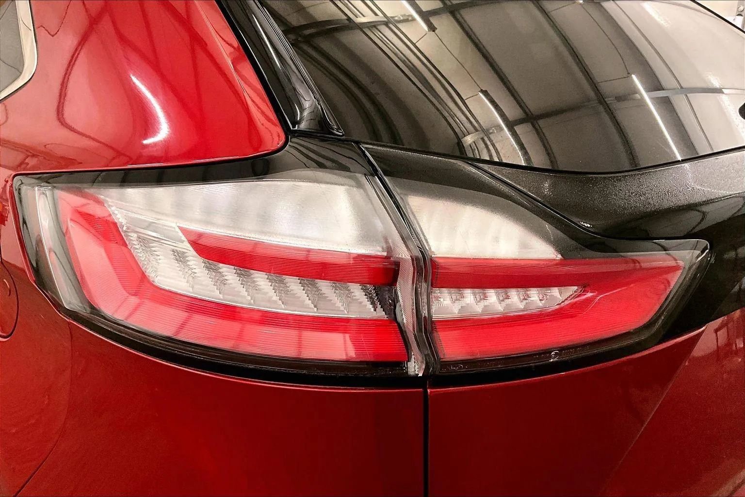 Certified 2023 Ford Edge Titanium image 28