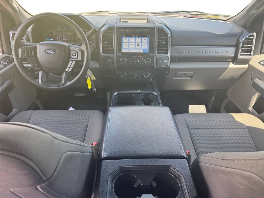 Certified 2019 Ford F250 XLT w/ XLT Premium Package AWD/4WD image 11