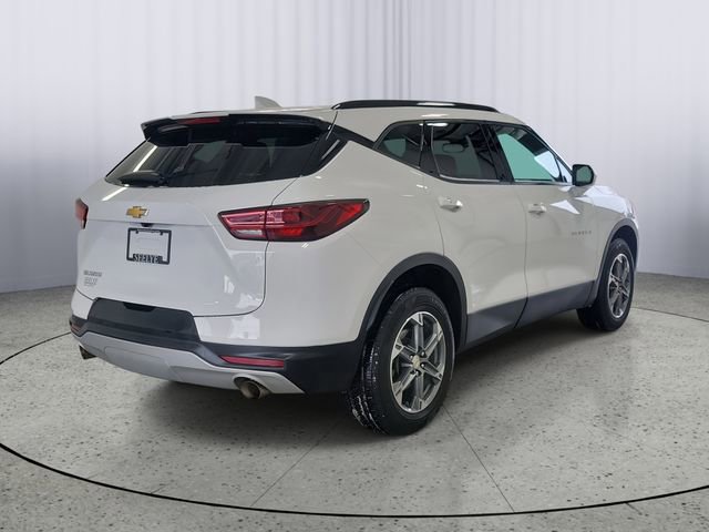 Used 2023 Chevrolet Blazer LT w/ Convenience Package image 3