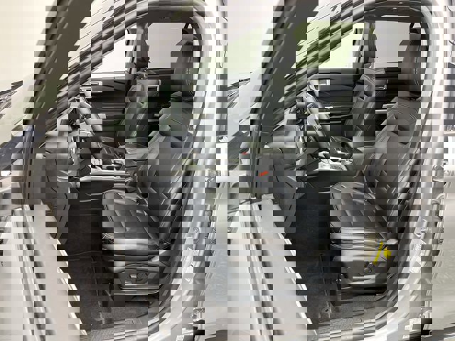 Certified 2023 Ford Explorer XLT w/ Equipment Group 202A image 15