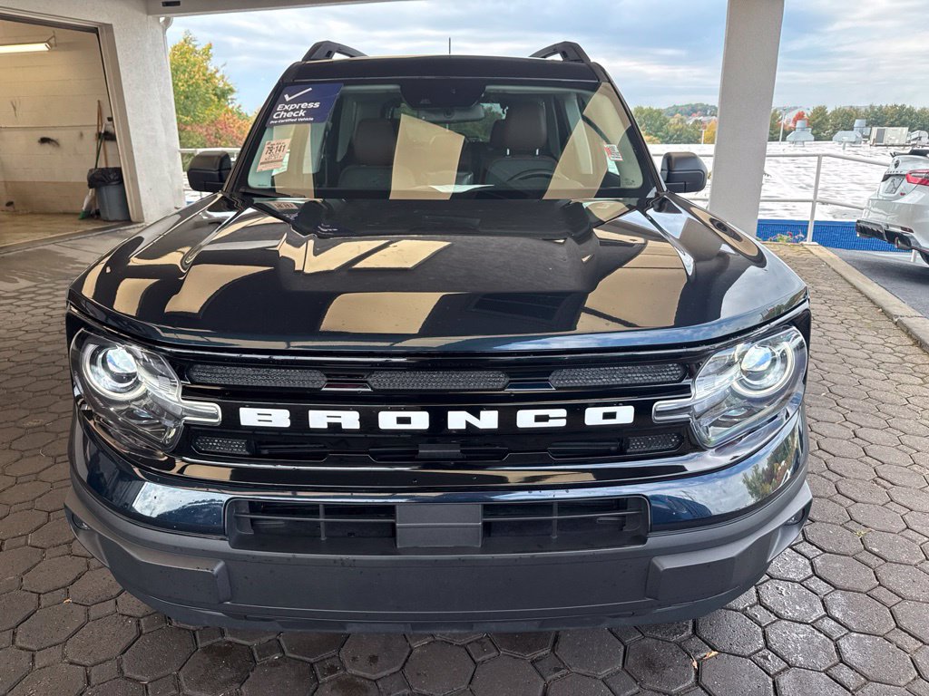 Certified 2023 Ford Bronco Sport Outer Banks w/ Tech Package AWD/4WD image 2