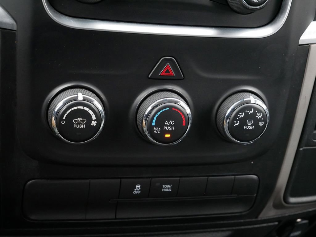 Used 2017 RAM 1500 Classic SLT image 23