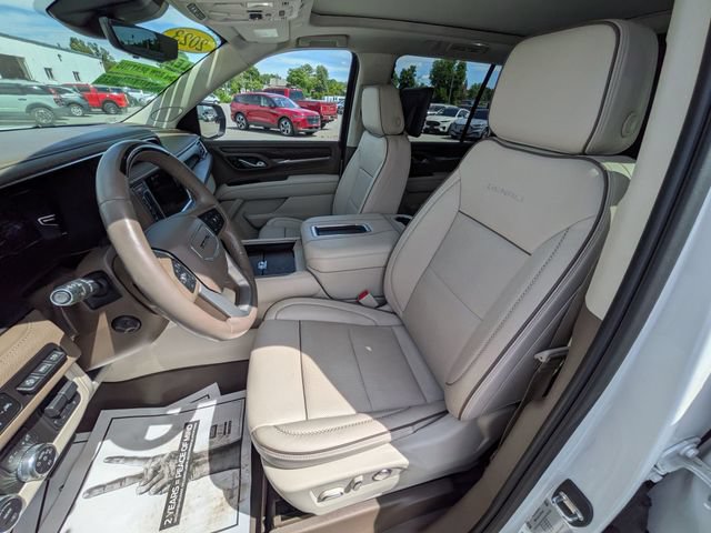 Used 2023 GMC Yukon Denali w/ Denali Reserve Package AWD/4WD image 7