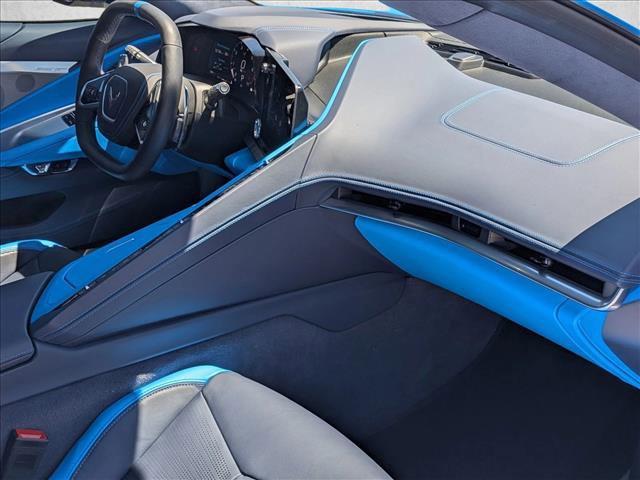 Used 2025 Chevrolet Corvette Stingray Premium Cpe w/ Z51 Performance Package RWD image 22
