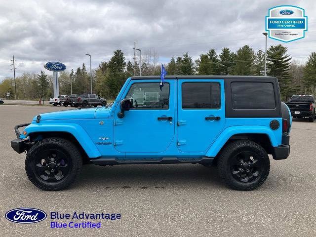 Used 2017 Jeep Wrangler Unlimited Sahara w/ Connectivity Group AWD/4WD image 23