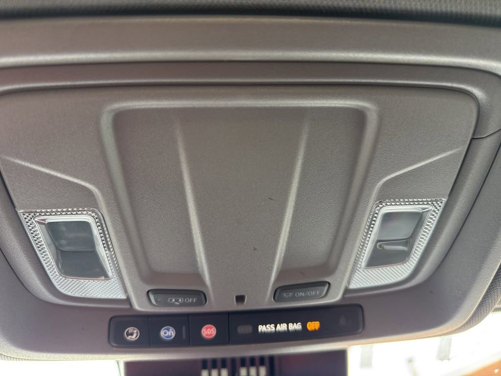 Used 2023 GMC Sierra 1500 Elevation image 34