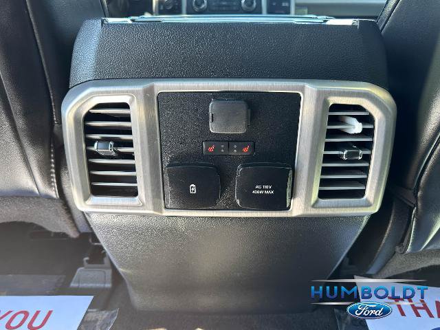 Certified 2017 Ford F350 Platinum w/ Platinum Ultimate Package AWD/4WD image 28