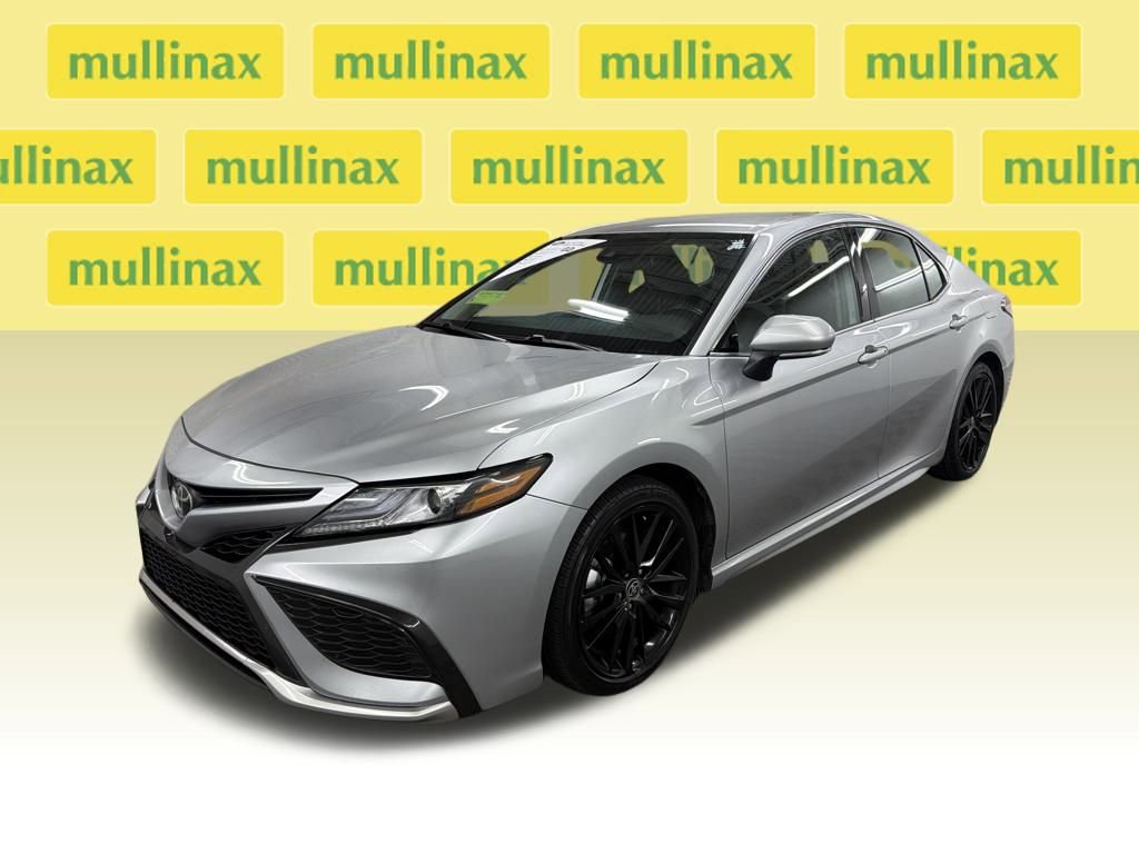 Used 2024 Toyota Camry XSE image 13
