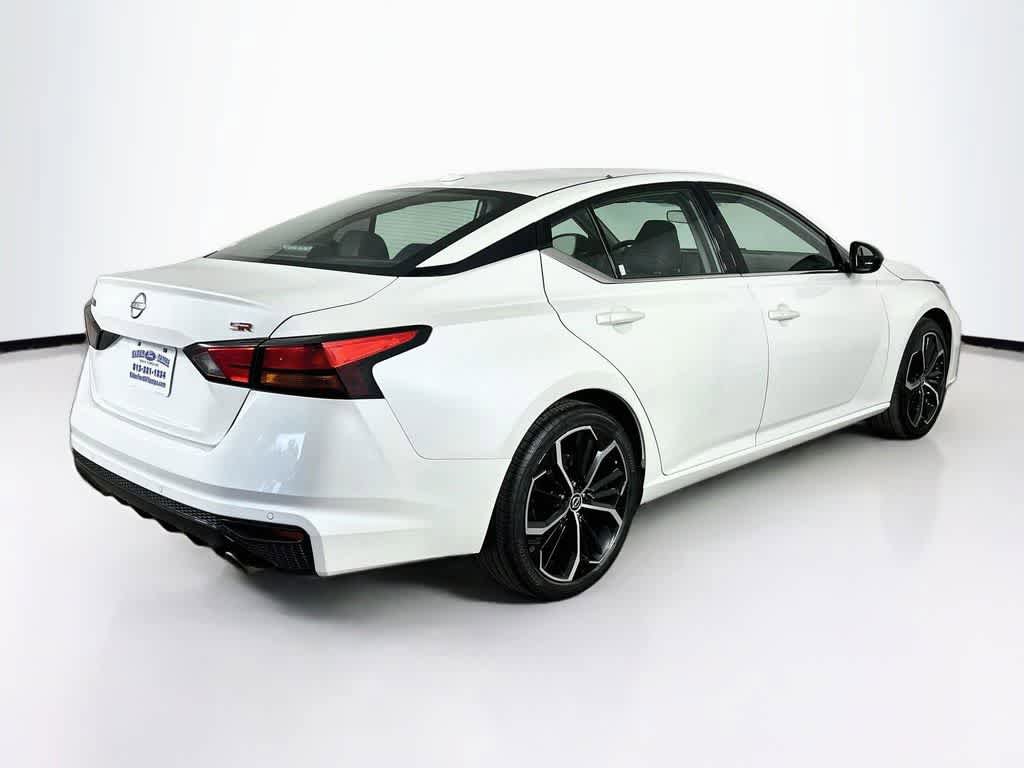 Used 2024 Nissan Altima 2.5 SR FWD image 23