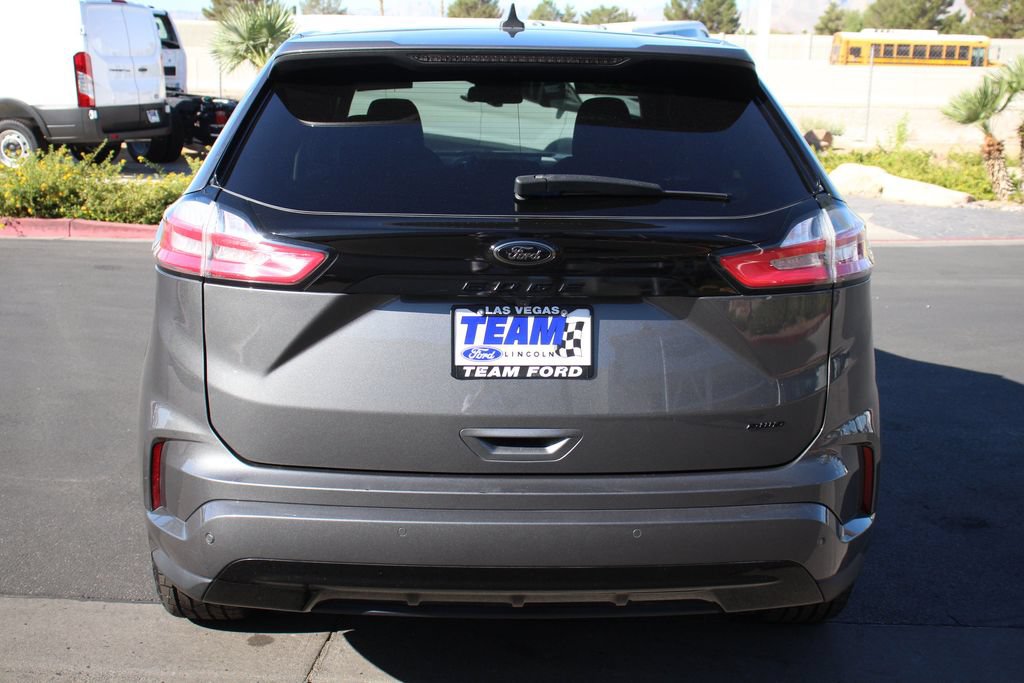 Certified 2023 Ford Edge SE w/ Black Appearance Package AWD/4WD image 7