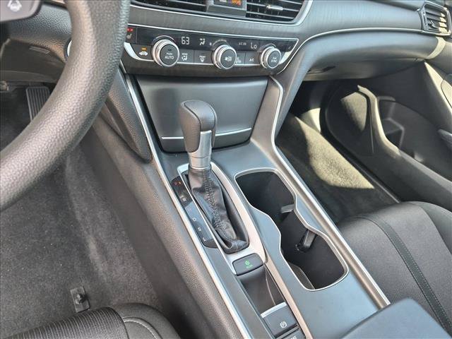 Used 2018 Honda Accord EX image 12