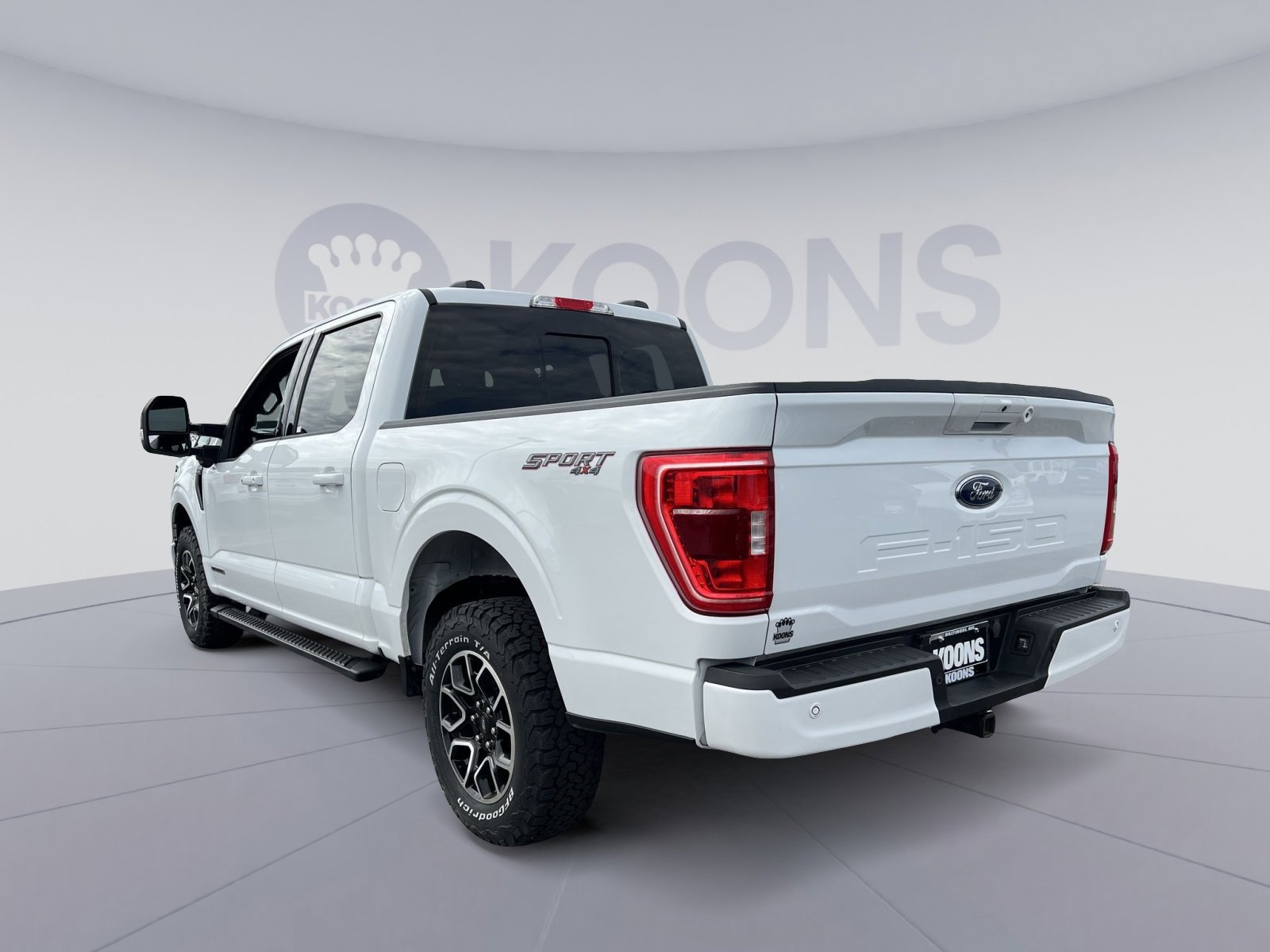 Certified 2023 Ford F150 XLT w/ Equipment Group 302A High image 5