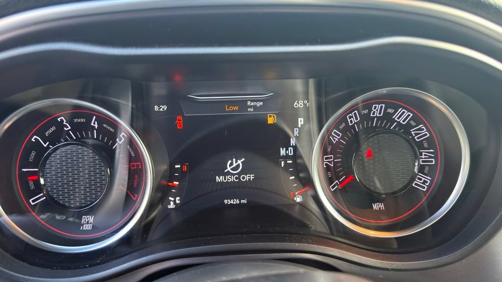 Used 2019 Dodge Challenger R/T RWD image 12