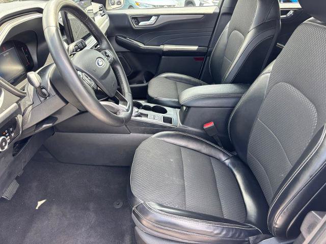 Certified 2023 Ford Escape SE FWD image 15