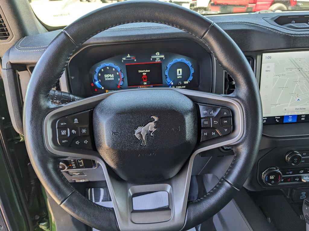 Certified 2025 Ford Bronco Badlands image 9