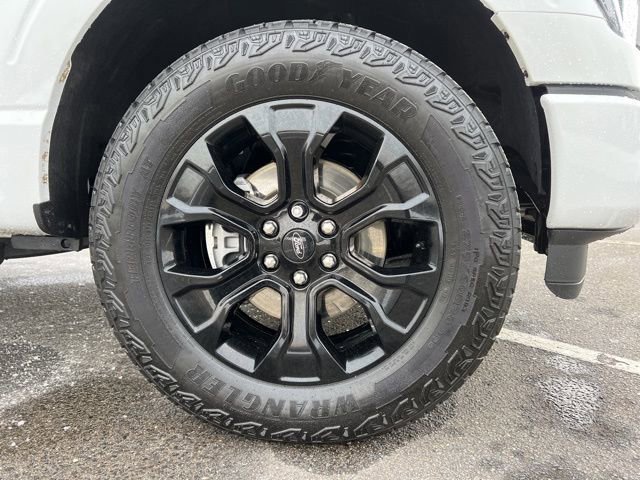 Certified 2023 Ford F150 XLT w/ Equipment Group 302A High image 13