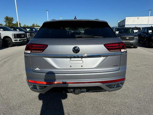 Used 2022 Volkswagen Atlas Cross Sport SEL Premium R-Line AWD/4WD image 4