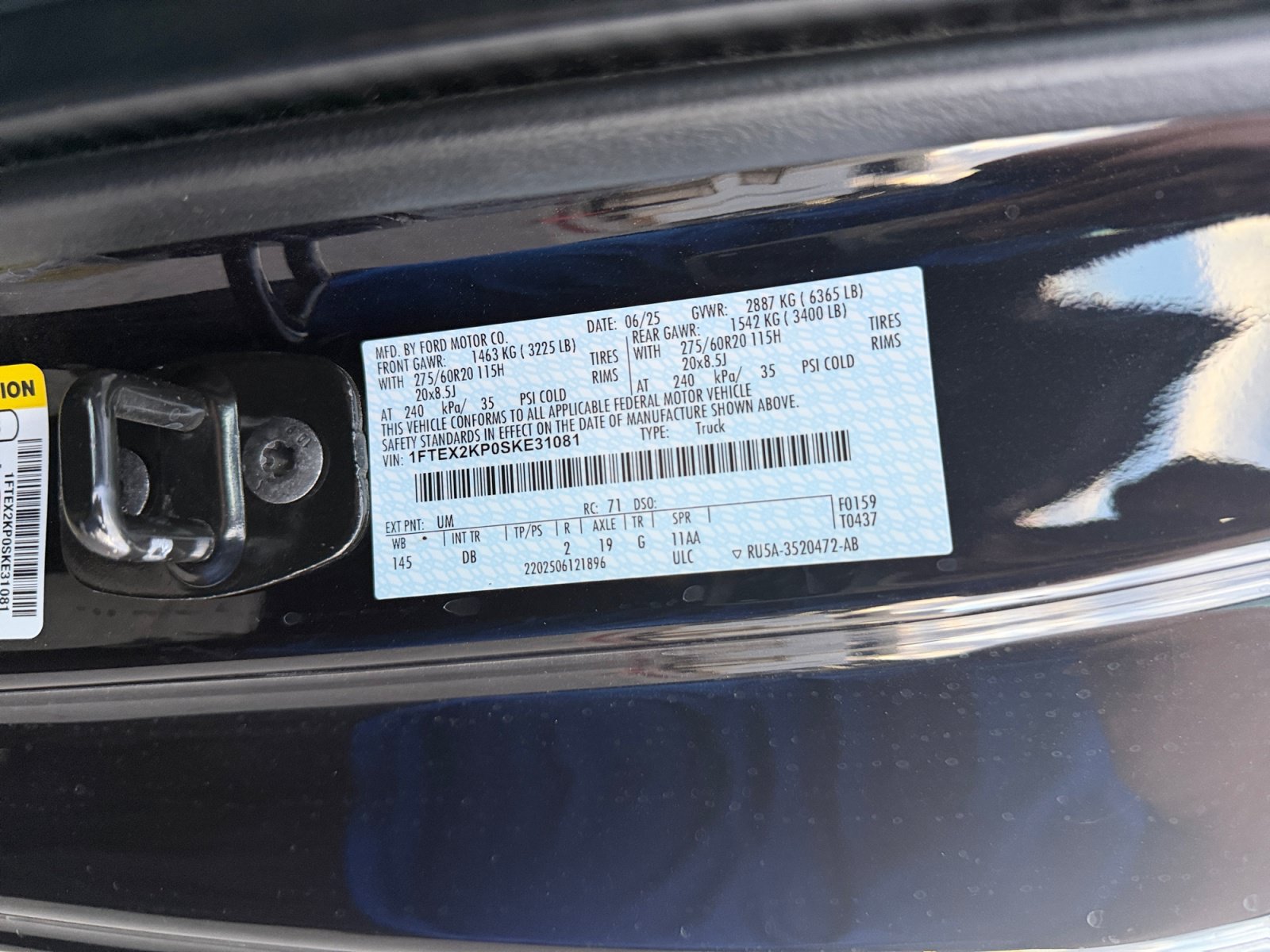 Certified 2025 Ford F150 STX w/ Equipment Group 200A RWD image 34