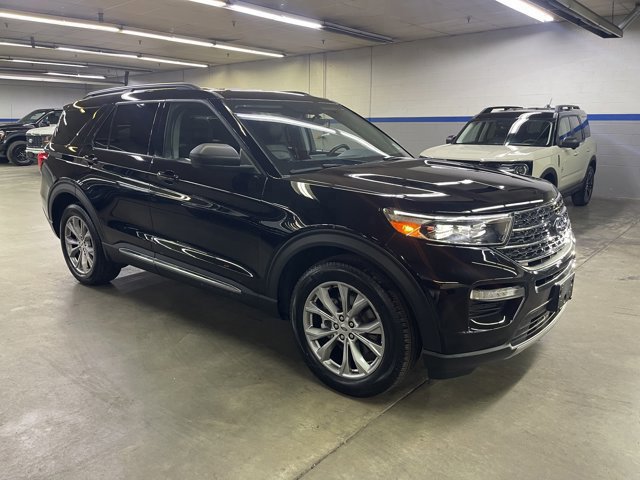 Certified 2023 Ford Explorer XLT w/ Equipment Group 202A