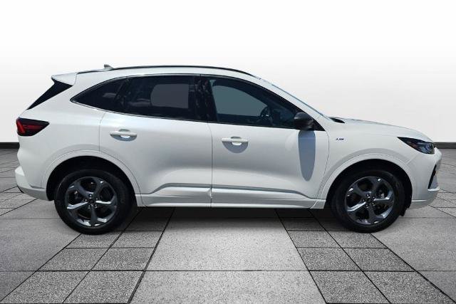 Certified 2023 Ford Escape ST-Line w/ Tech Pack #1 FWD image 4