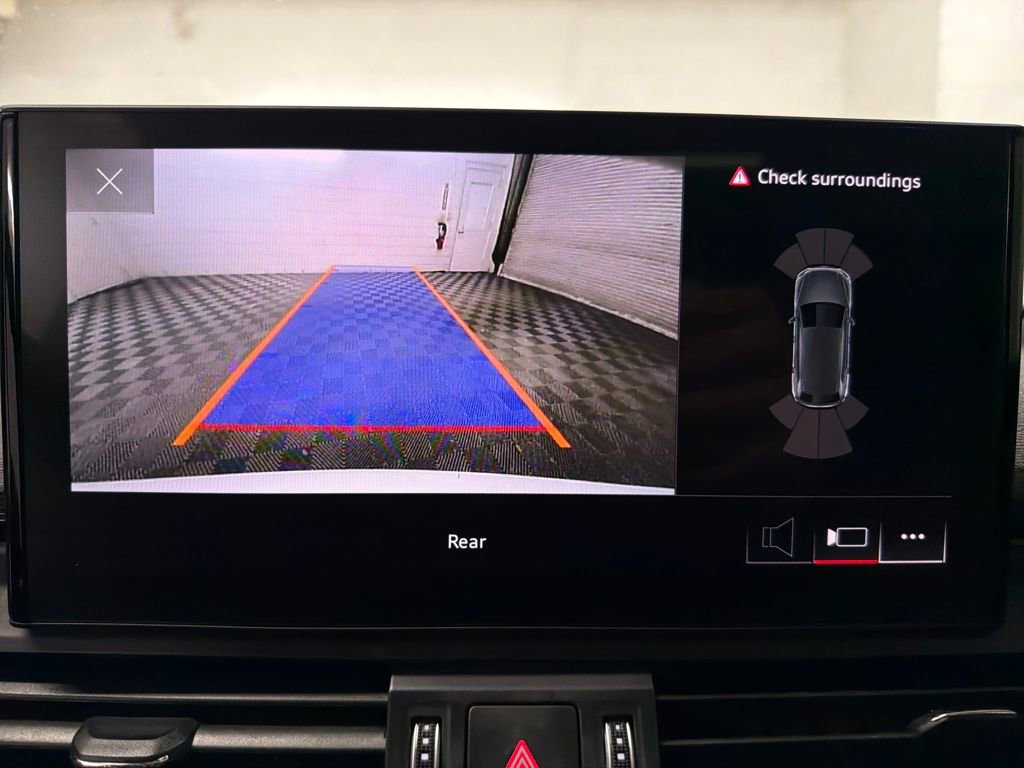 Used 2025 Audi Q5 2.0T Premium image 26