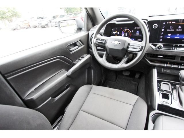 Used 2025 Chevrolet Colorado W/T RWD image 7