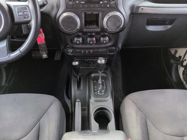 Used 2017 Jeep Wrangler Unlimited Sport w/ Connectivity Group image 19