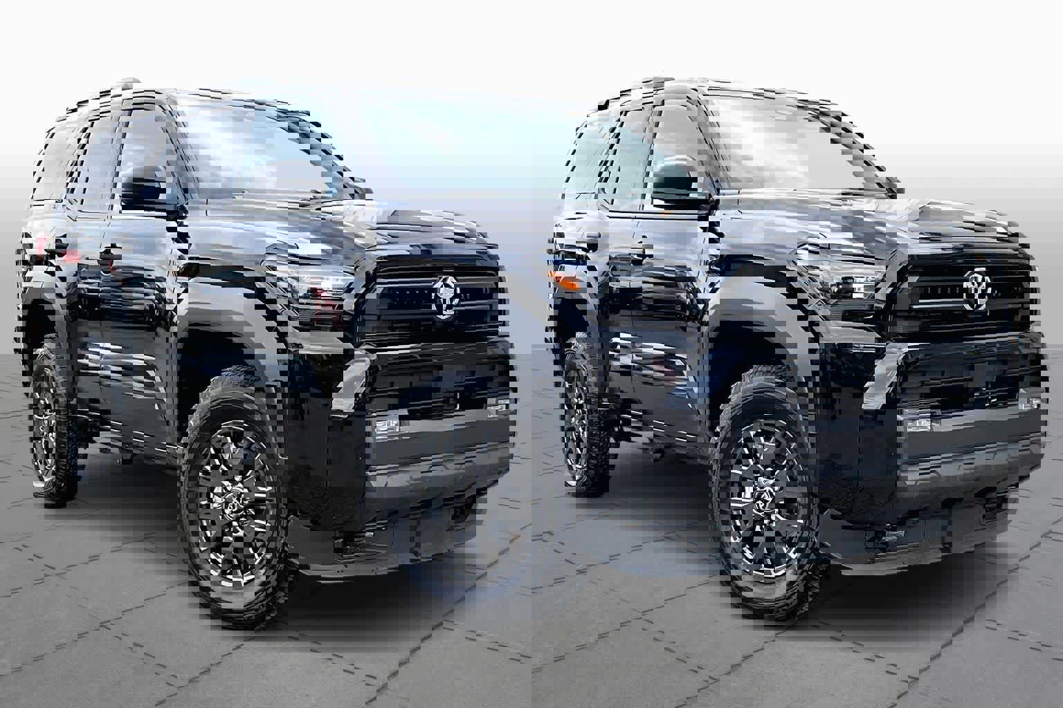 Used 2025 Toyota 4Runner SR5 image 2